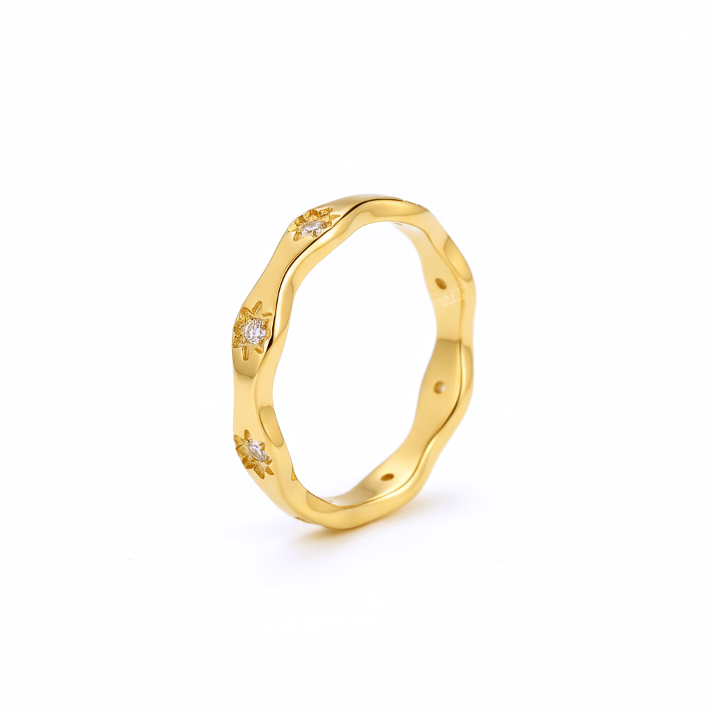 Estrella Ring in waterproof 18k PVD gold plated stainless steel – hypoallergenic ring UK