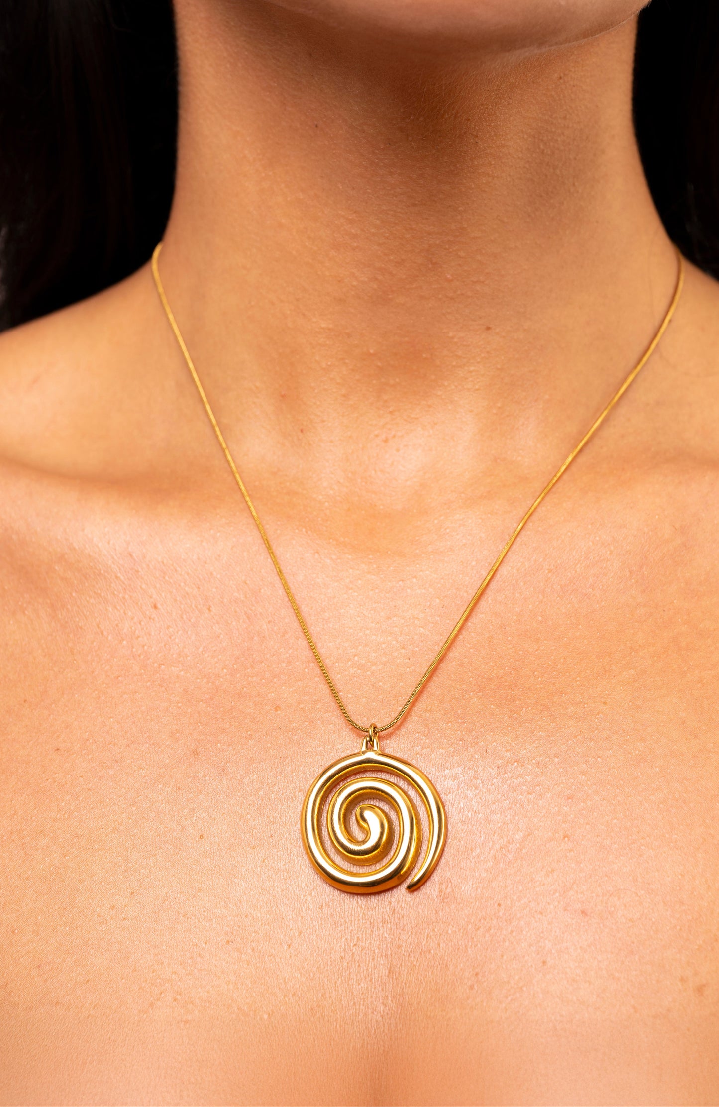 Spiral Necklace in waterproof 18k PVD gold plated stainless steel – hypoallergenic necklace UK